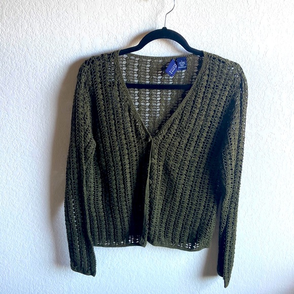 Vintage Sweaters - VINTAGE forest green open weave knit cardigan